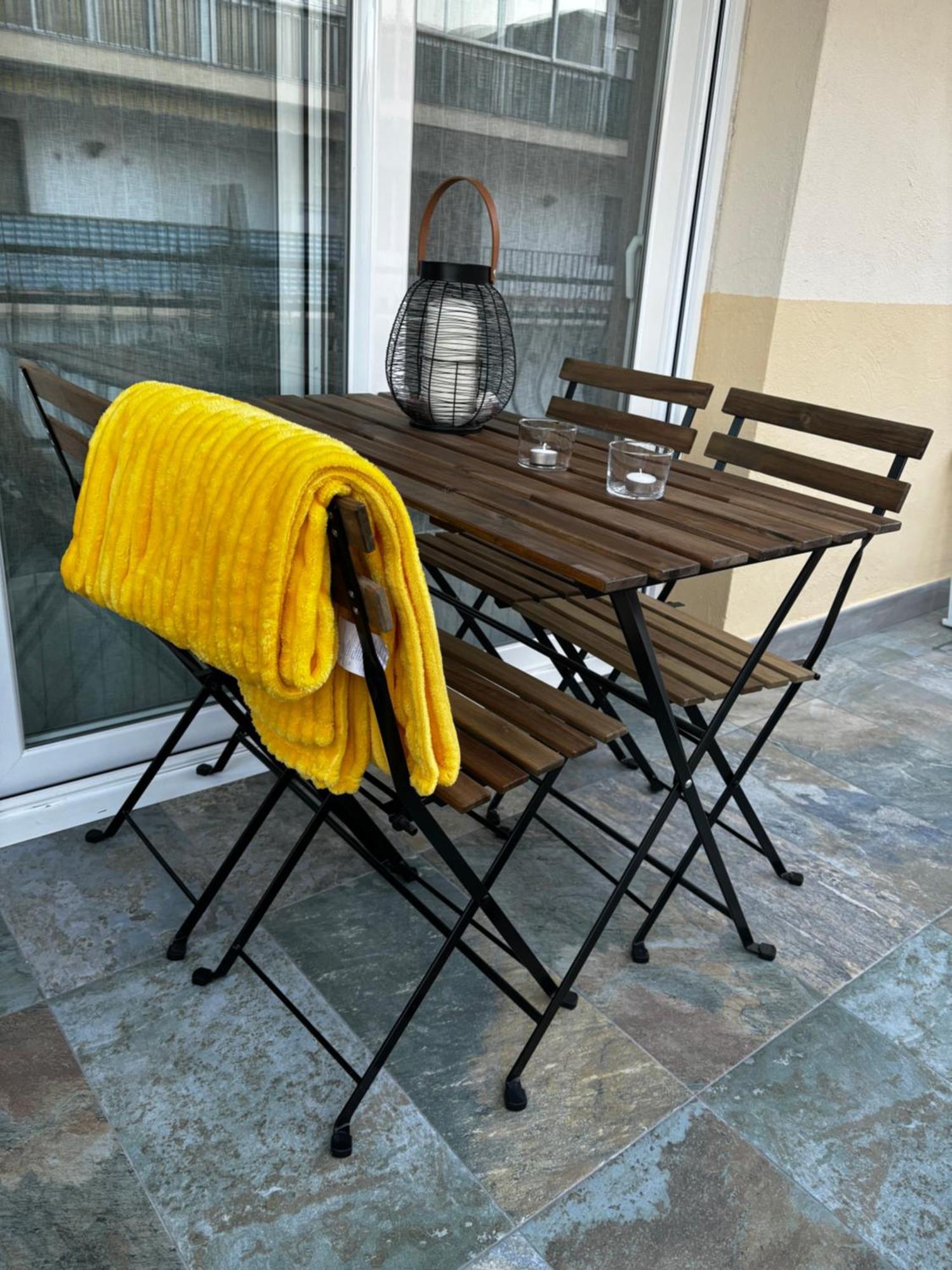 Piso Rita Διαμέρισμα Ρόζες Εξωτερικό φωτογραφία